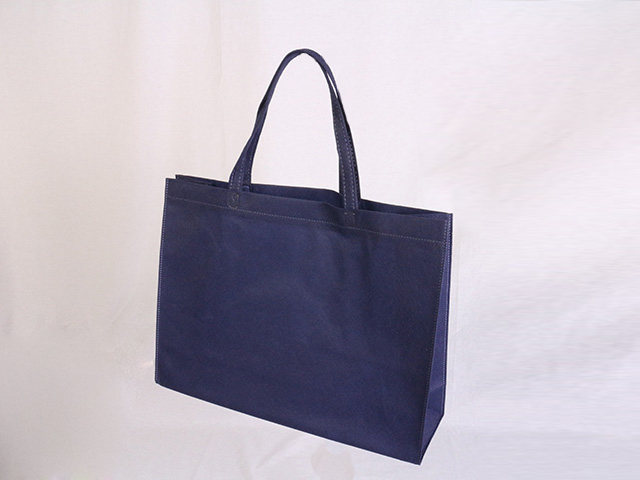 A4横型の不織布バッグ
